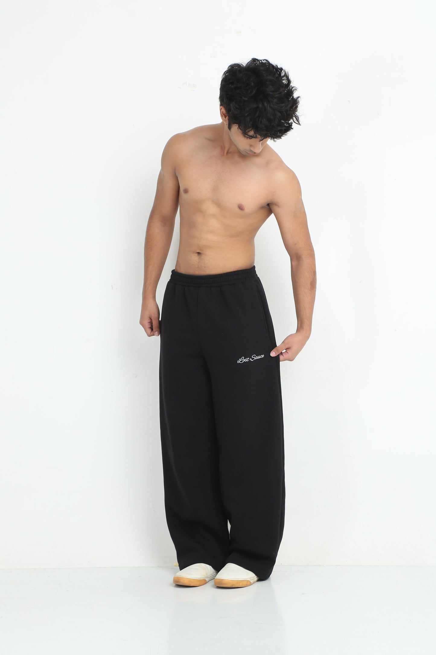 SHADOW BLACK SWEAT